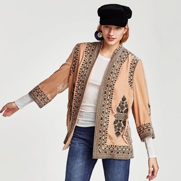 Zara Embroidered Velvet Kimono in Dusty pink/navy - Picture 1 of 8